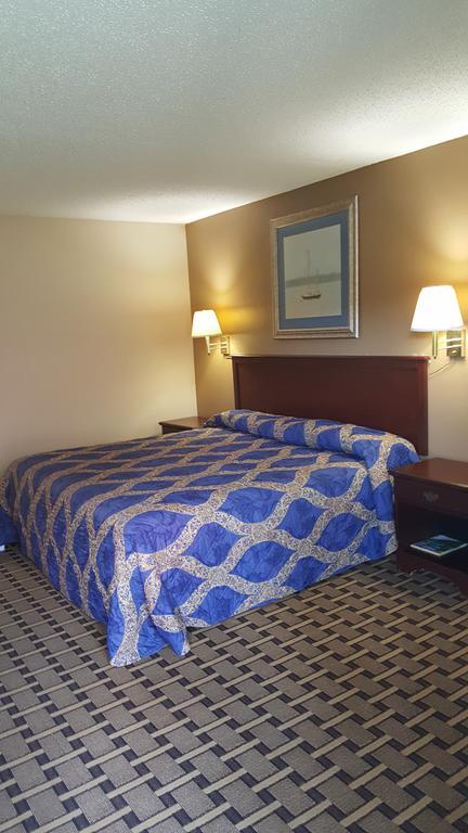 Red Carpet Inn Кинстон Экстерьер фото